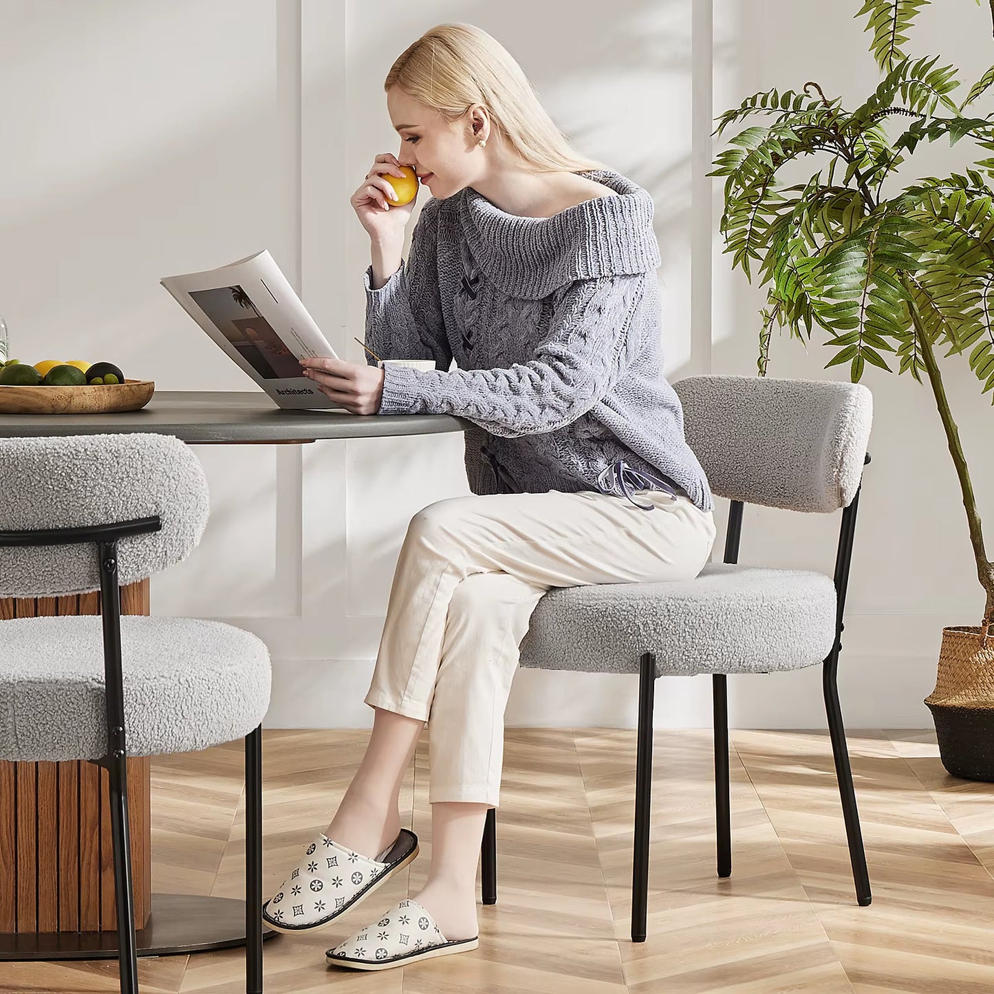 Ergonomic round Dining Chairs Set of 2 Plush Fabric Kitchen Chairs with Curved Backrest Metal Legs for Living Room